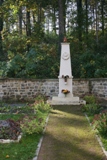 Denkmal für Kriegsgefangene auf Ehrenfriedhof
